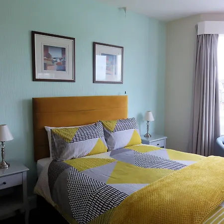 Ainsley Court Guest house 4*